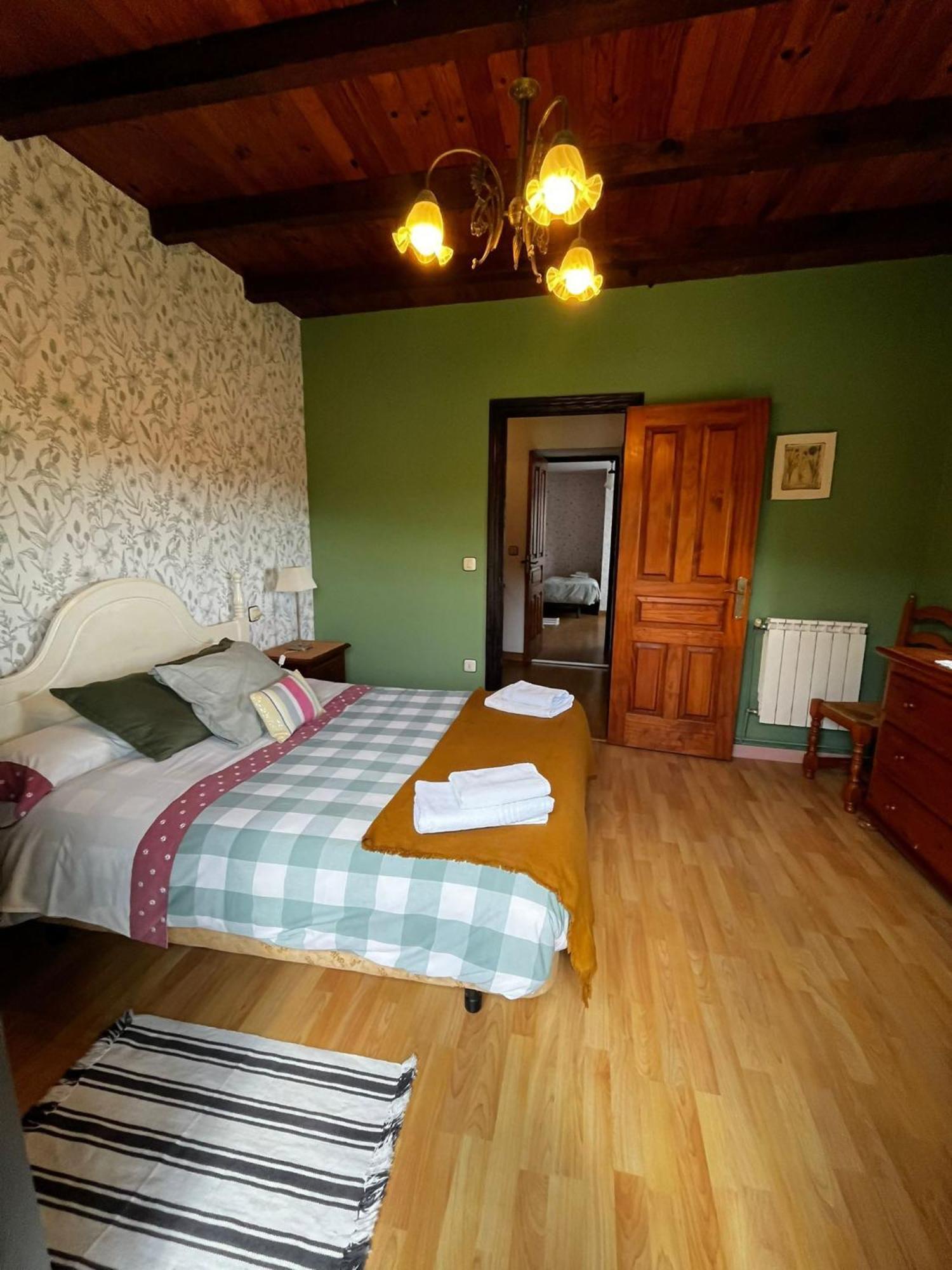 Casa Lula 2 Pendueles Llanesヴィラ エクステリア 写真